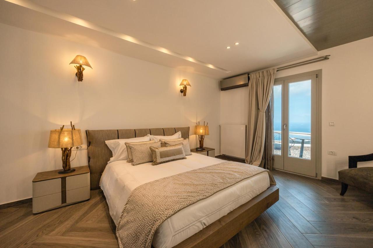 Santorini Grand Luxury Villas Imerovígli Eksteriør bilde